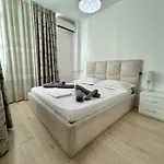 Lovely And - Easy And Efficient Check-in Apartamento Tirana