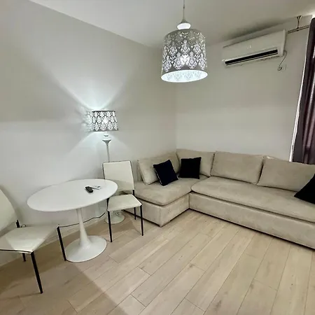 Appartement A&x Lovely And - 24h Self Check-in *