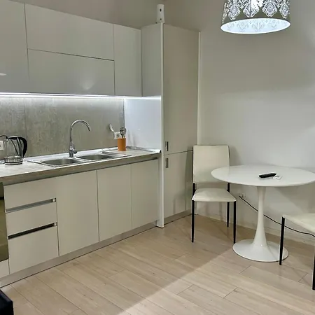 Apartment Lovely And - 24h Self Check-in Tirana