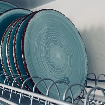 Lovely And - 24h Self Check-in