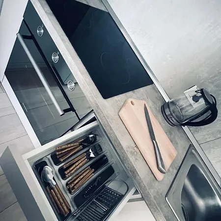 Apartment A&x Lovely And - 24h Self Check-in *