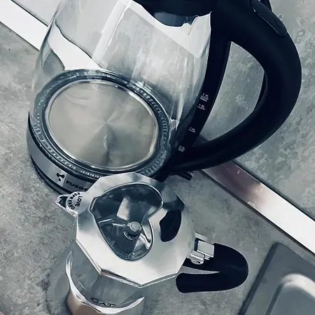 Lovely And - 24h Self Check-in דירה *