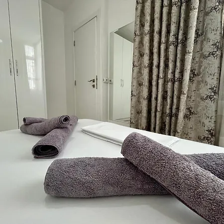 Apartment A&x Lovely And - 24h Self Check-in *