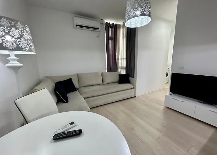 Lovely And - Easy And Efficient Check-in Apartament Tirana