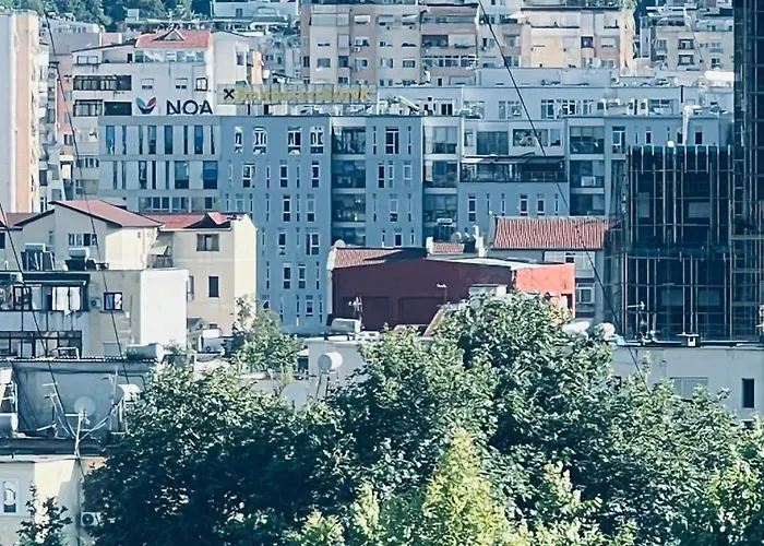 Lovely And - 24h Self Check-in * טיראנה