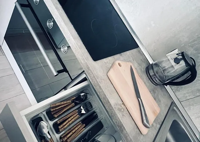 דירה Lovely And - 24h Self Check-in *