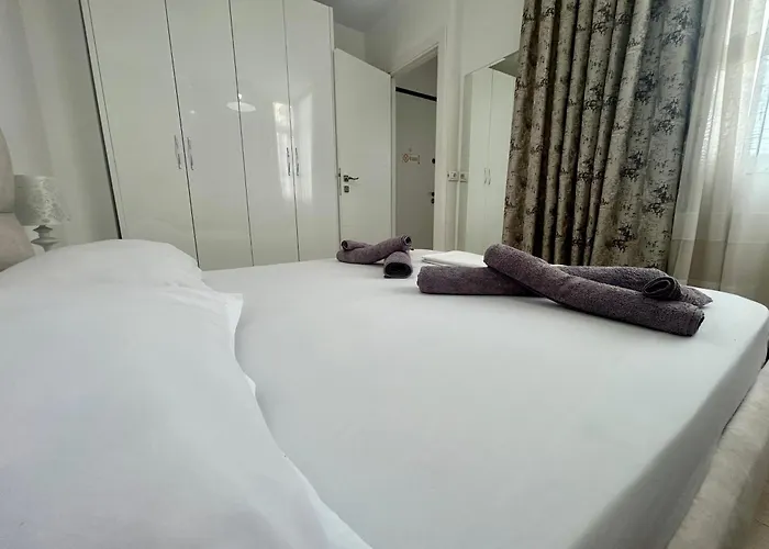 דירה Lovely And - 24h Self Check-in